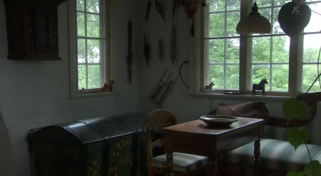 A chest that Agneta's aunt presented her celebrating her marriage